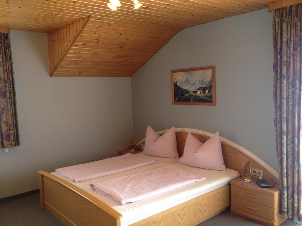 Pension Seerose Drobollach am Faaker See Room photo