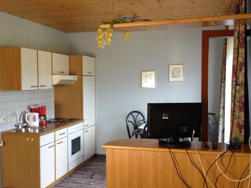 Pension Seerose Drobollach am Faaker See Room photo