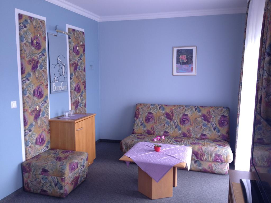 Pension Seerose Drobollach am Faaker See Room photo